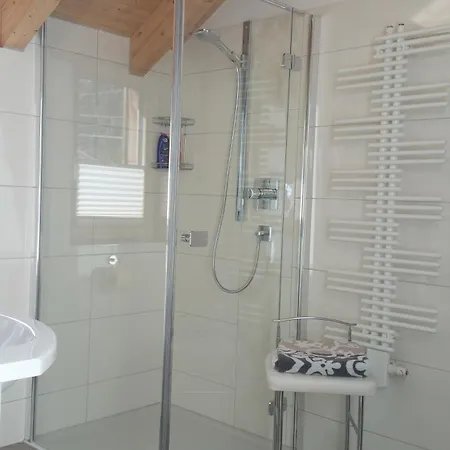 Casa Rosa - Lienzosttirol Holiday home Leisach